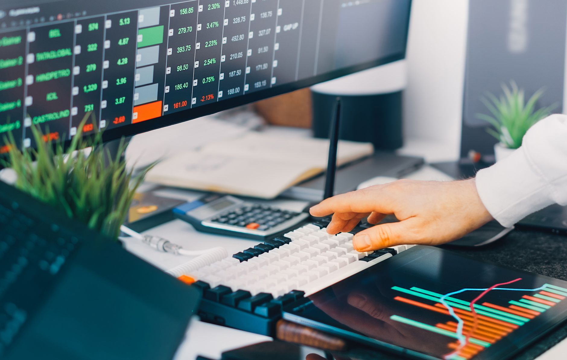 How to Calculate Etsy Profit After Fees and Shipping guide cover